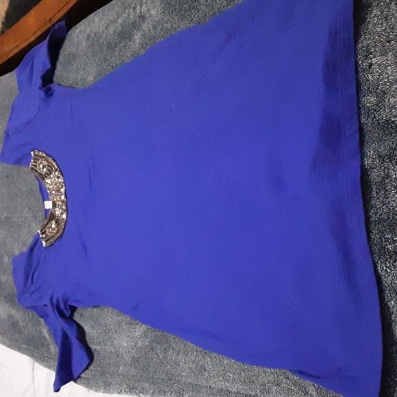 Dress - Picture 2 of 4